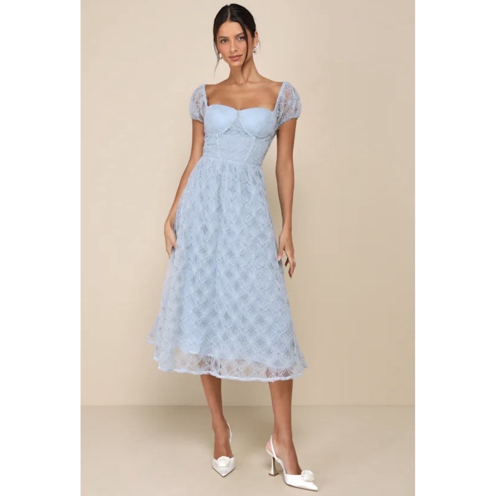 Lulus Exceedingly Elegant Midi Dress Sz Medium Blue Floral Applique Bustier NWT